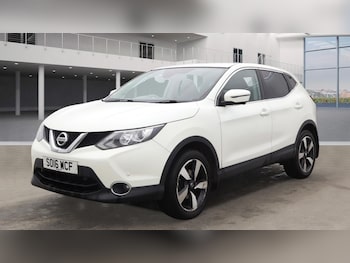 Used Nissan Qashqai 2016 for sale - 77400019: Photo