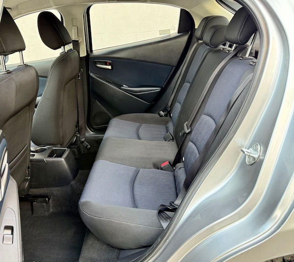 Used Mazda Mazda2 2015 for sale - 75740456: Photo 12