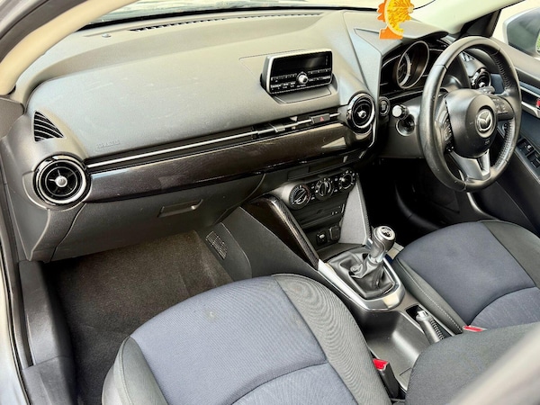 Used Mazda Mazda2 2015 for sale - 75740456: Photo 16