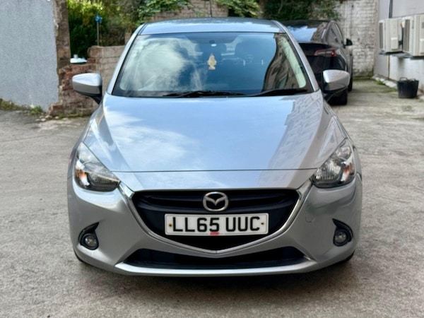 Used Mazda Mazda2 2015 for sale - 75740456: Photo 7