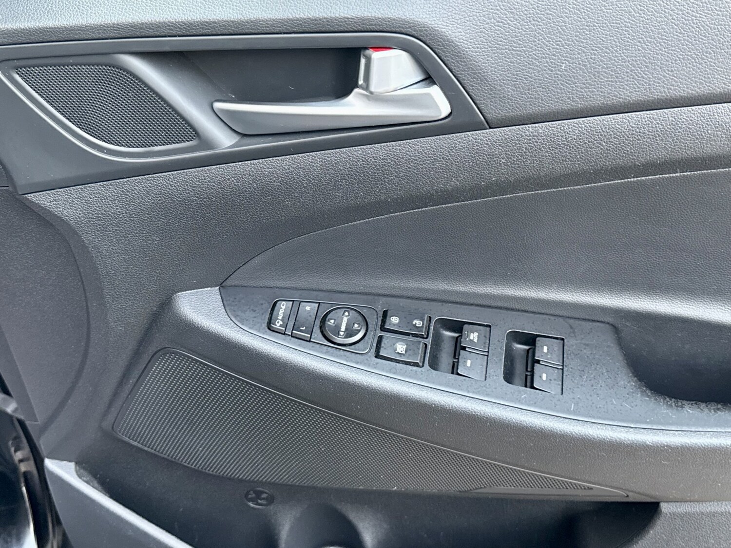 Used Hyundai TUCSON 2017 for sale - 76186650: Photo 24