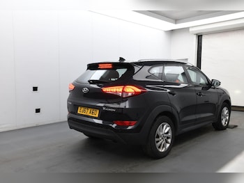 Used Hyundai TUCSON 2017 for sale - 76186650: Photo 3