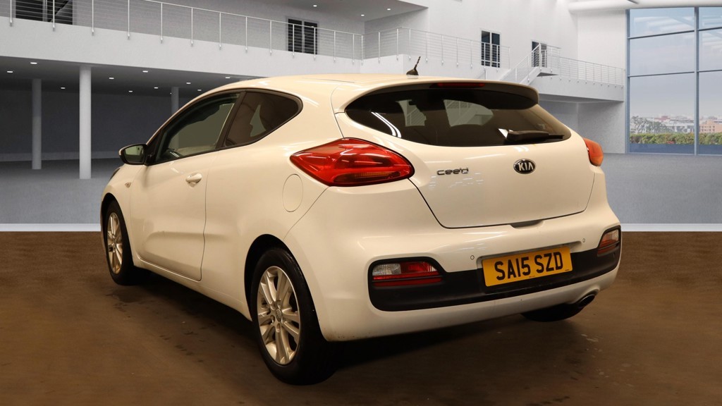 Used Kia Pro Ceed 2015 for sale - 76347156: Photo 2