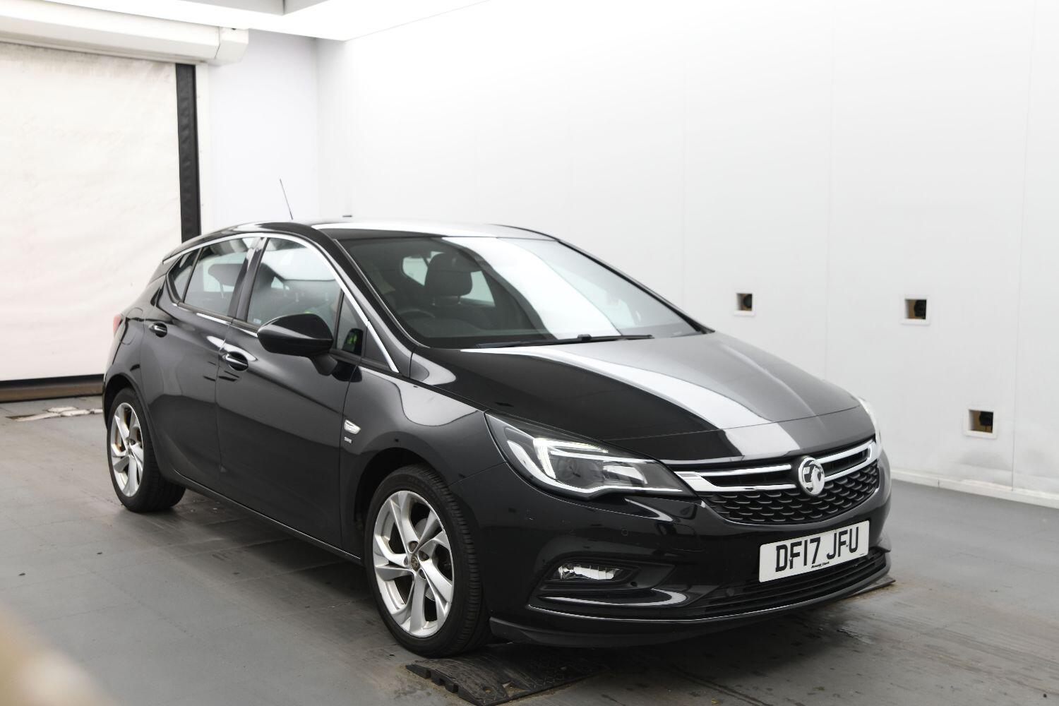 Used Vauxhall Astra 2017 for sale - 76120283: Photo 1