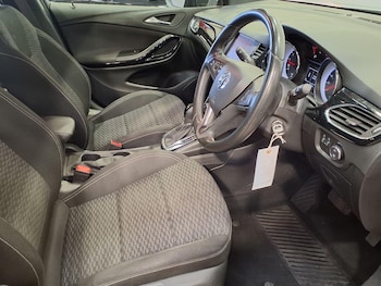 Used Vauxhall Astra 2017 for sale - 76120283: Photo 4