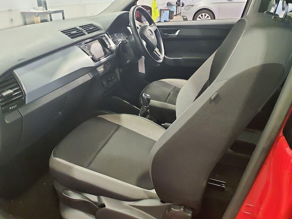 Used Skoda Fabia 2015 for sale - 76120237: Photo 3