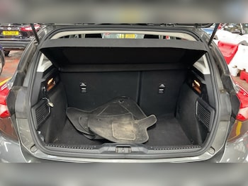 Used Ford Focus 2018 for sale - 79033022: Photo