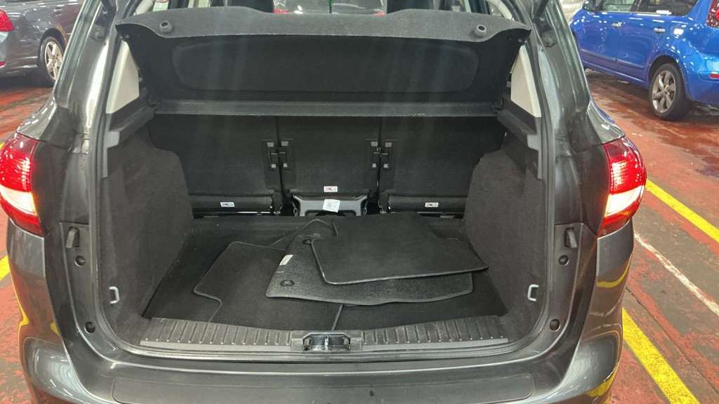 Used Ford C-Max 2015 for sale - 77891581: Photo 3