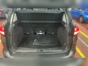 Used Ford C-Max 2015 for sale - 77891581: Photo