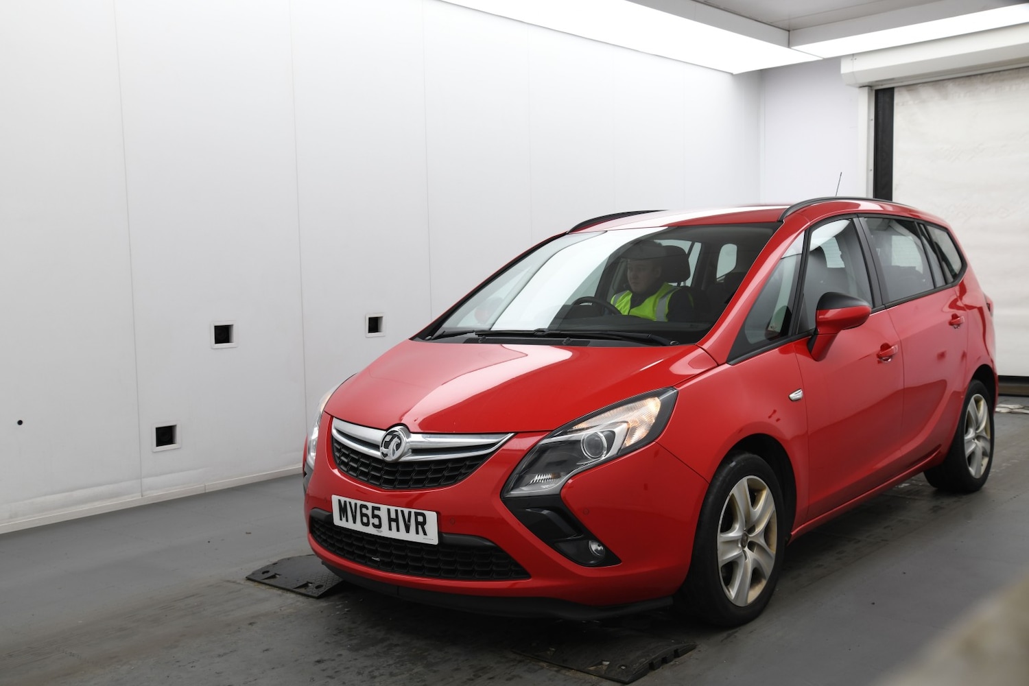 Used Vauxhall Zafira 2015 for sale - 76547784: Photo 2