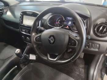 Used Renault Clio 2017 for sale - 74617527: Photo