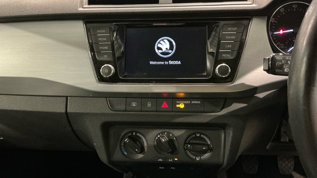 Used Skoda Fabia 2016 for sale - 77891602: Photo 8