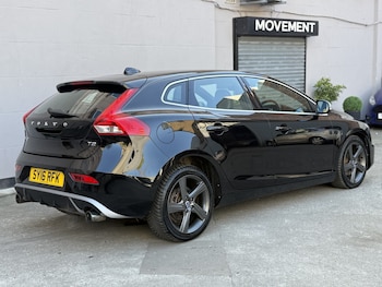 Used Volvo V40 2016 for sale - 78383332: Photo