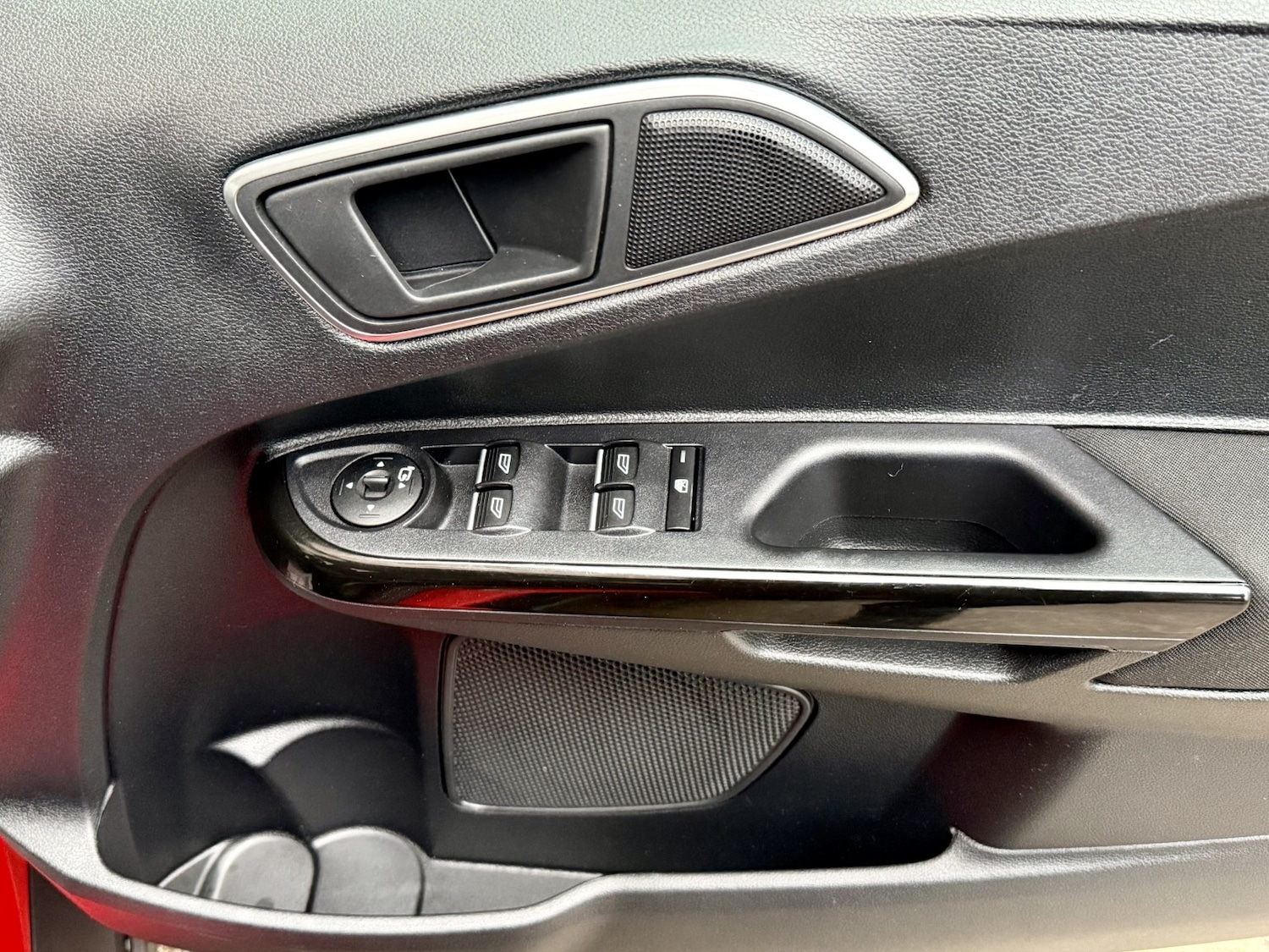 Used Ford B-MAX 2015 for sale - 76656043: Photo 24