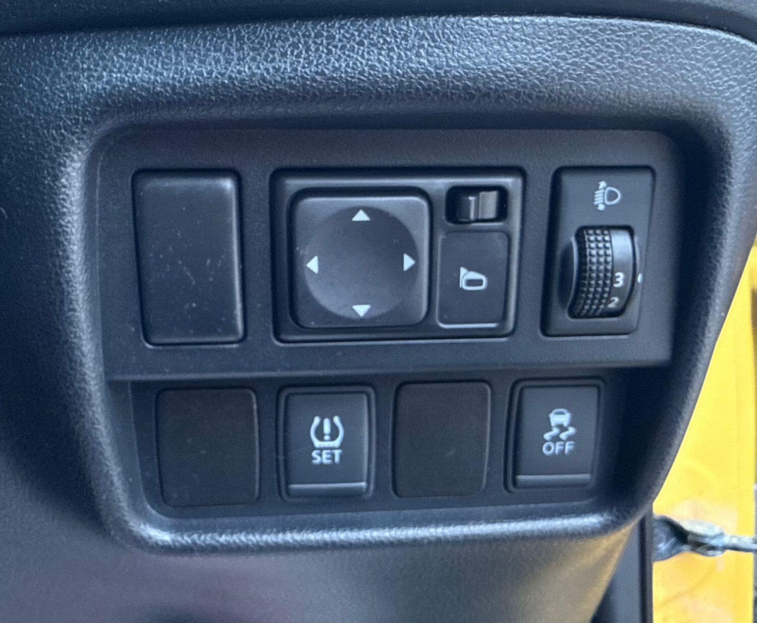 Used Nissan Juke 2015 for sale - 76855367: Photo 25