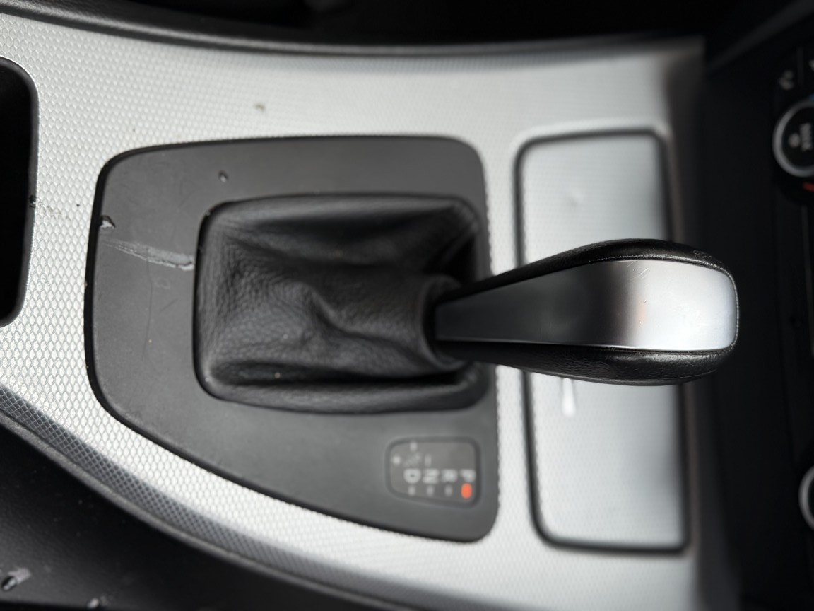 Used BMW 3 Series 2011 for sale - 77508422: Photo 13