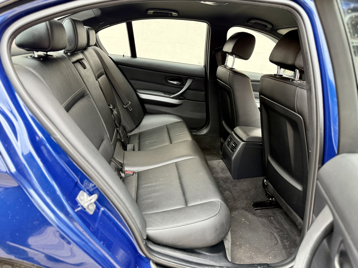 Used BMW 3 Series 2011 for sale - 77508422: Photo 9