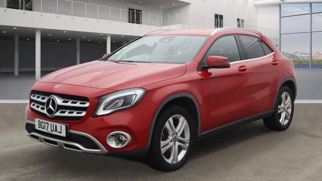 Used Mercedes-Benz GLA 2017 for sale - 77891584: Photo 2