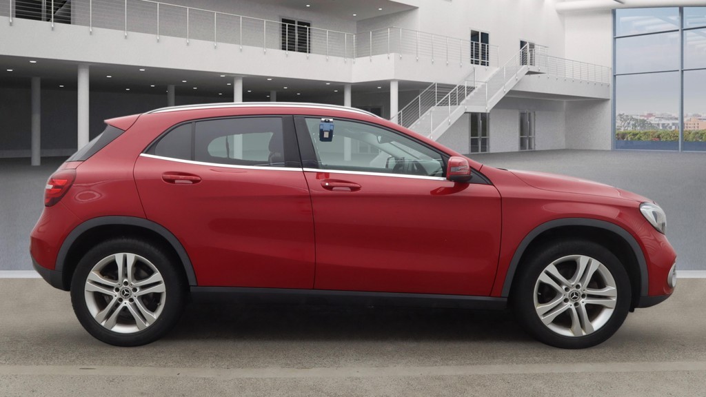 Used Mercedes-Benz GLA 2017 for sale - 77891584: Photo 5