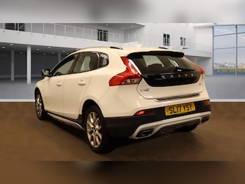 Used Volvo V40 2017 for sale - 76439843: Photo