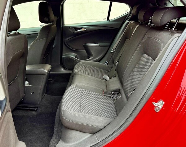 Used Vauxhall Astra 2016 for sale - 76237146: Photo 14