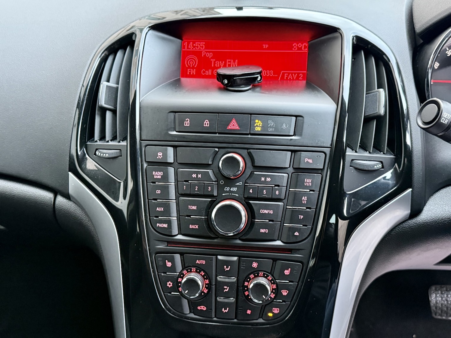 Used Vauxhall Astra 2015 for sale - 76837009: Photo 19