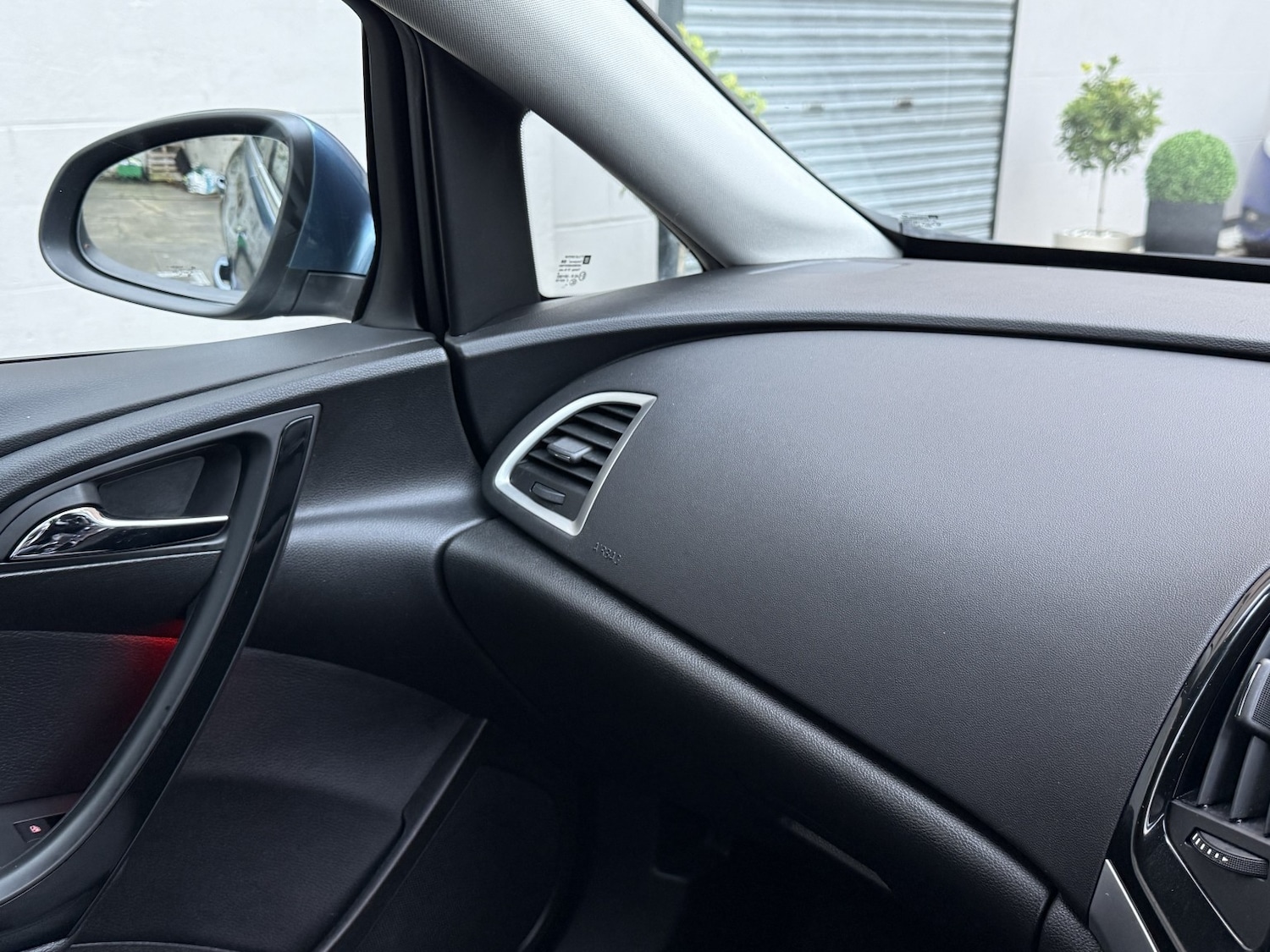 Used Vauxhall Astra 2015 for sale - 76837009: Photo 25