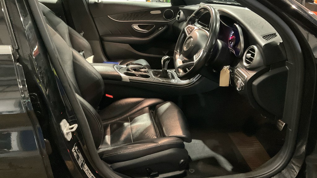 Used Mercedes-Benz C Class 2016 for sale - 77483644: Photo 3