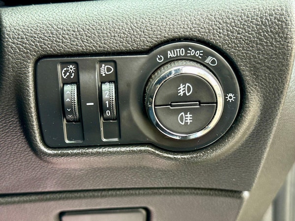 Used Vauxhall Astra GTC 2015 for sale - 75691874: Photo 25