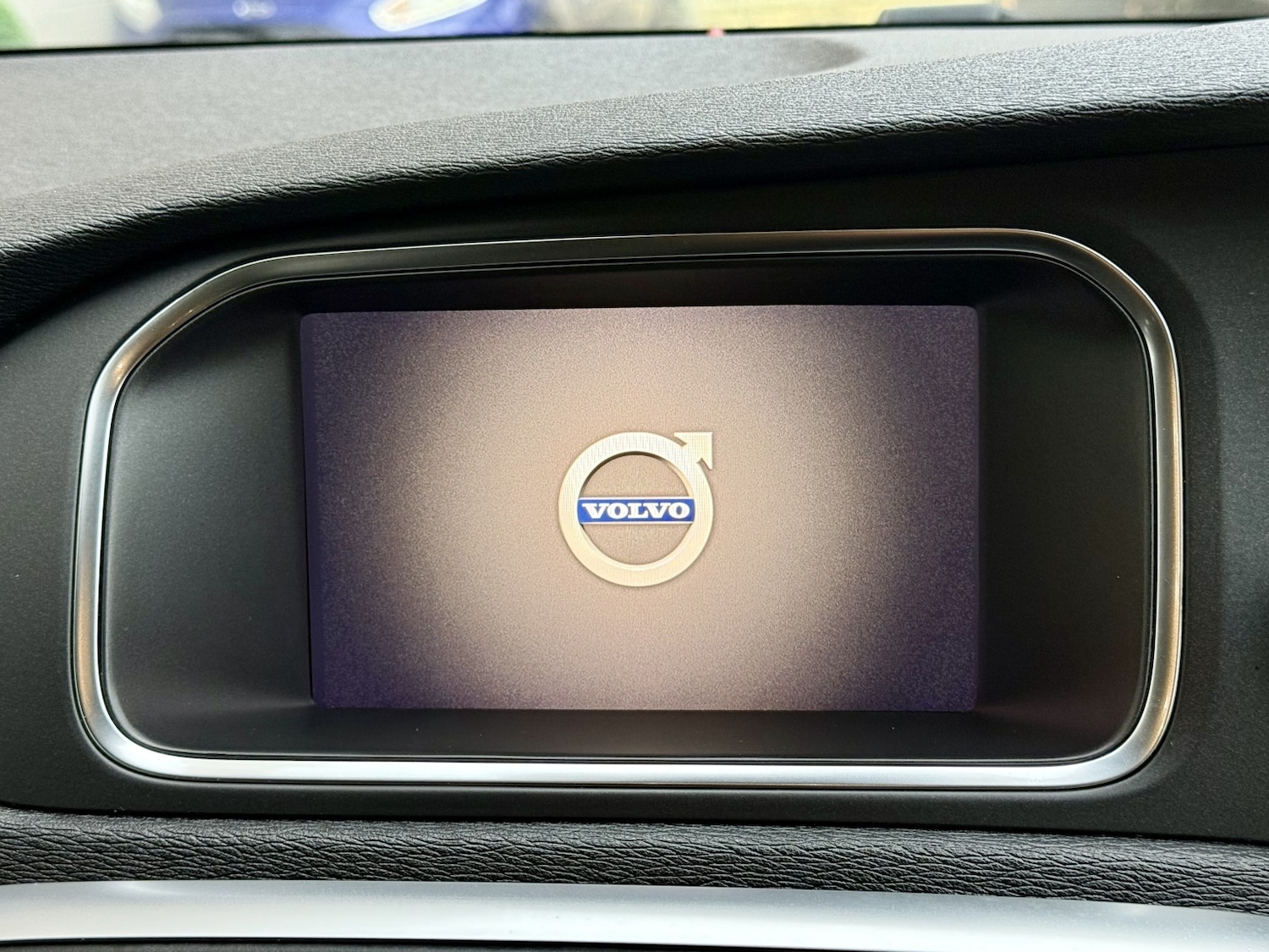 Used Volvo V40 2017 for sale - 76643481: Photo 19