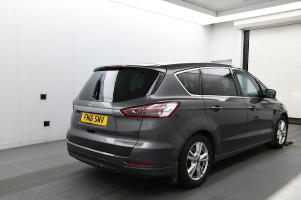 Used Ford S-Max 2016 for sale - 76237159: Photo 2