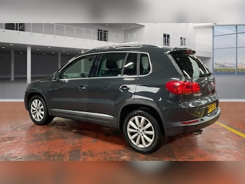 Used Volkswagen Tiguan 2015 for sale - 76821646: Photo