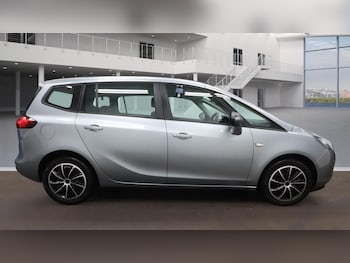 Used Vauxhall Zafira Tourer 2015 for sale - 77385307: Photo