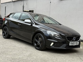 Used Volvo V40 2016 for sale - 79395156: Photo