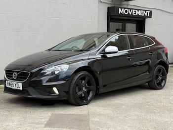 Used Volvo V40 2016 for sale - 79395156: Photo
