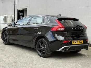 Used Volvo V40 2016 for sale - 79395156: Photo