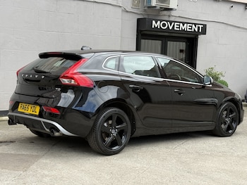 Used Volvo V40 2016 for sale - 79395156: Photo