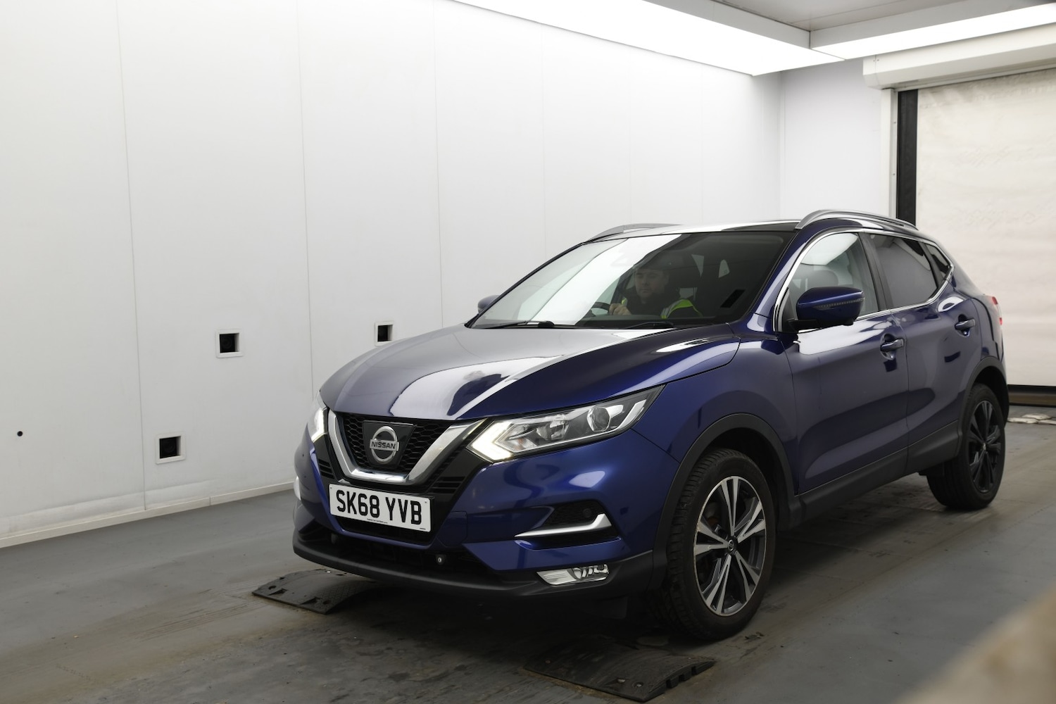 Used Nissan Qashqai 2018 for sale - 76821623: Photo 2