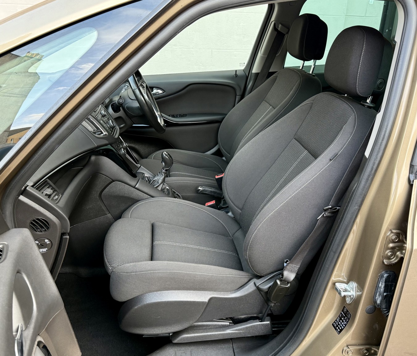 Used Vauxhall Zafira Tourer 2014 for sale - 76439910: Photo 14