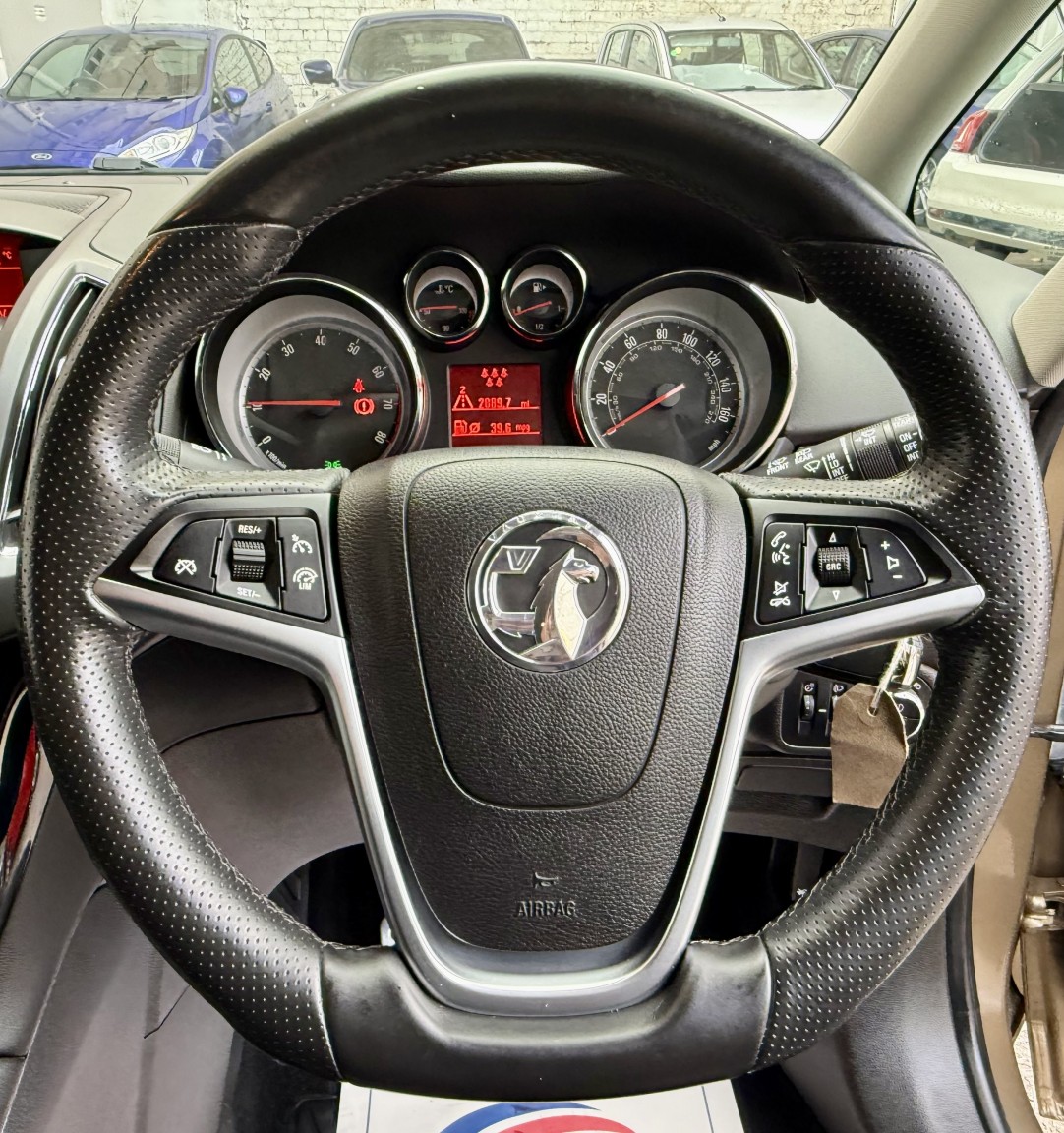 Used Vauxhall Zafira Tourer 2014 for sale - 76439910: Photo 21