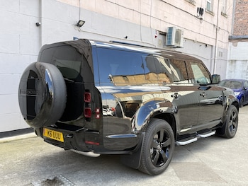 Used Land Rover Defender 2024 for sale - 79612750: Photo
