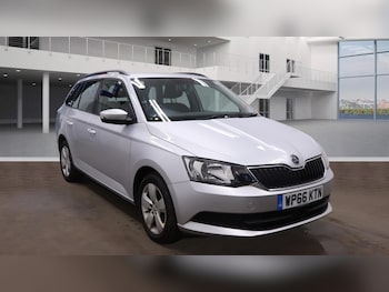 Used Skoda Fabia 2016 for sale - 77897824: Photo