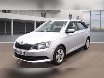 Used Skoda Fabia 2016 for sale - 77897824: Photo