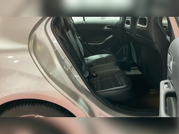 Used Mercedes-Benz A-Class 2015 for sale - 76643378: Photo