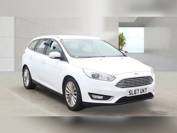 Used Ford Focus 2017 for sale - 78920900: Photo