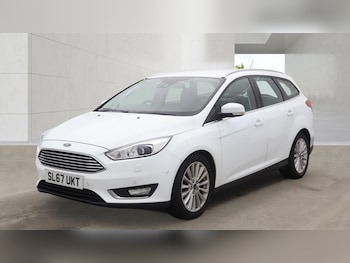 Used Ford Focus 2017 for sale - 78920900: Photo