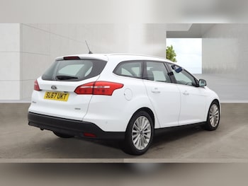 Used Ford Focus 2017 for sale - 78920900: Photo