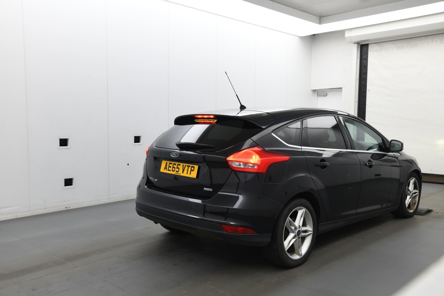 Used Ford Focus 2015 for sale - 77977068: Photo 4