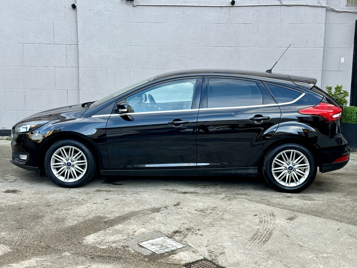 Used Ford Focus 2017 for sale - 76793125: Photo 5
