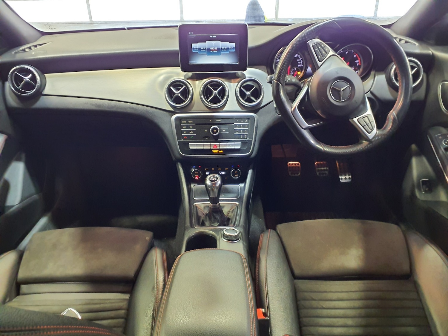 Used Mercedes-Benz CLA 2017 for sale - 77395223: Photo 3